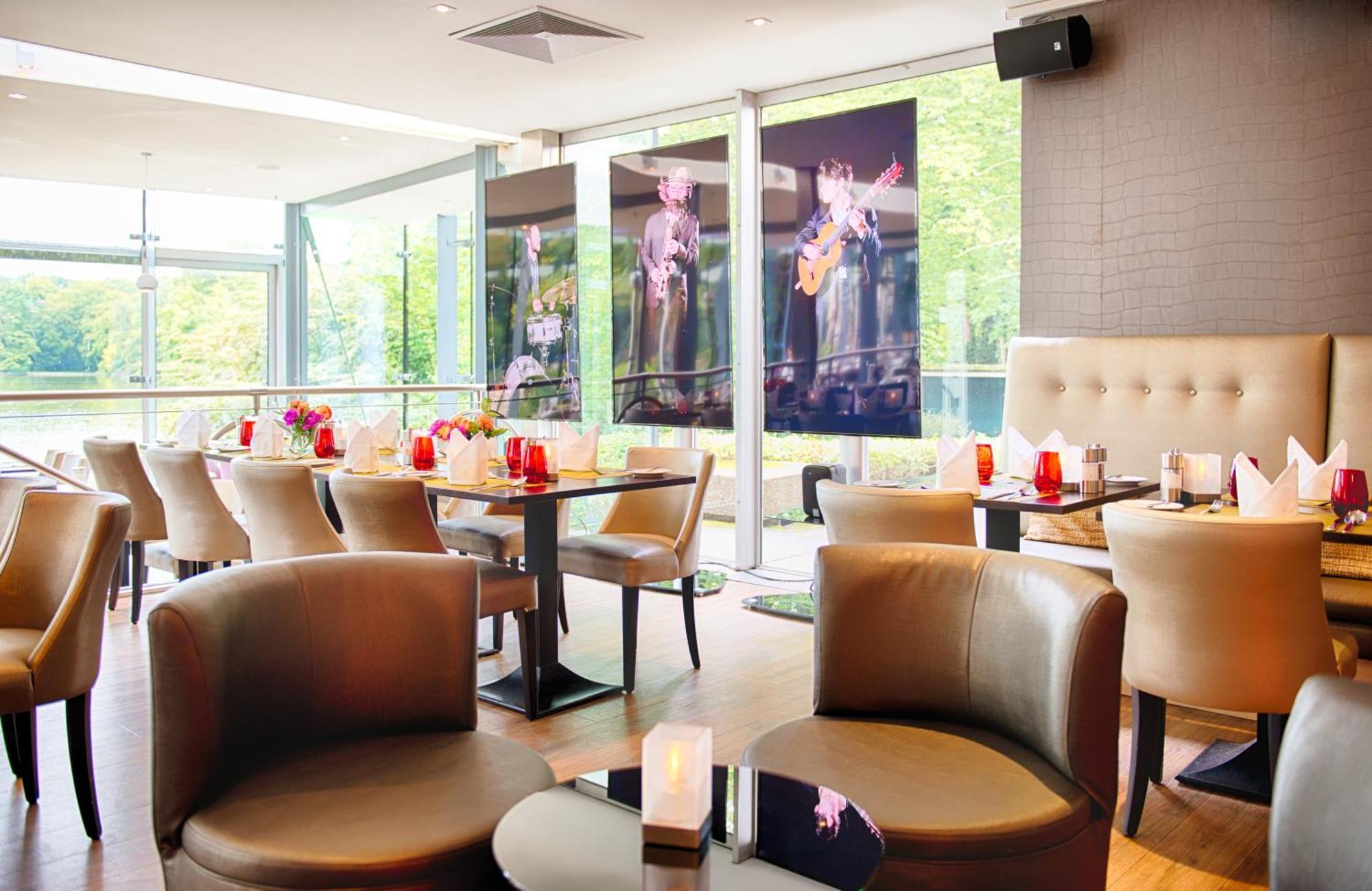 เลโฮนาโด รอยีล โฮเต็ล โคลน์ อัม ชตัดท์วาลด์ Hotel โคโลญ ภายนอก รูปภาพ